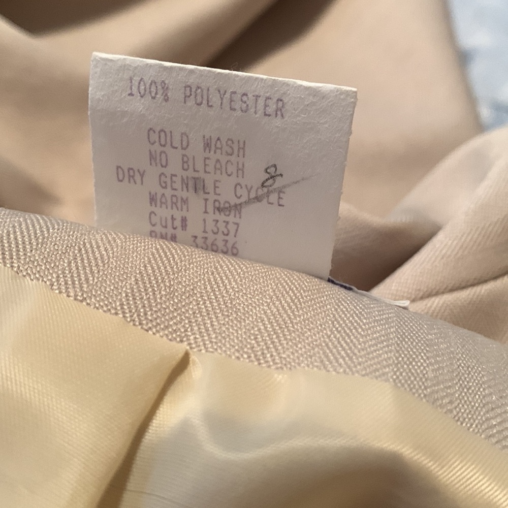 Toni Marie for Sissies Sportswear 2 Piece Cream Polyester Pants Suit - Picture 11 of 12